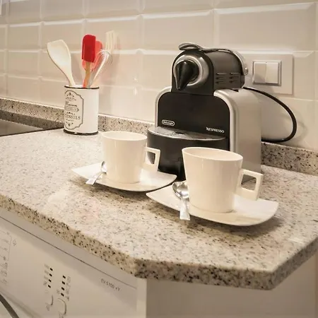 Apartment Benet Mercad Free Wi-fi Newly Renovate