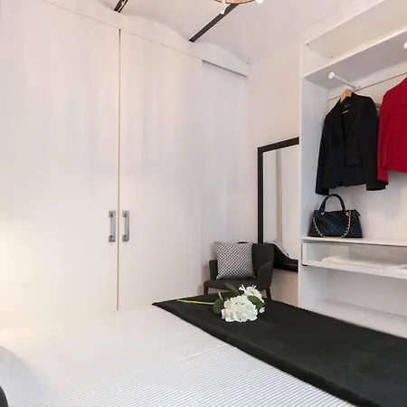 Benet Mercad Free Wi-fi Newly Renovate Apartment
