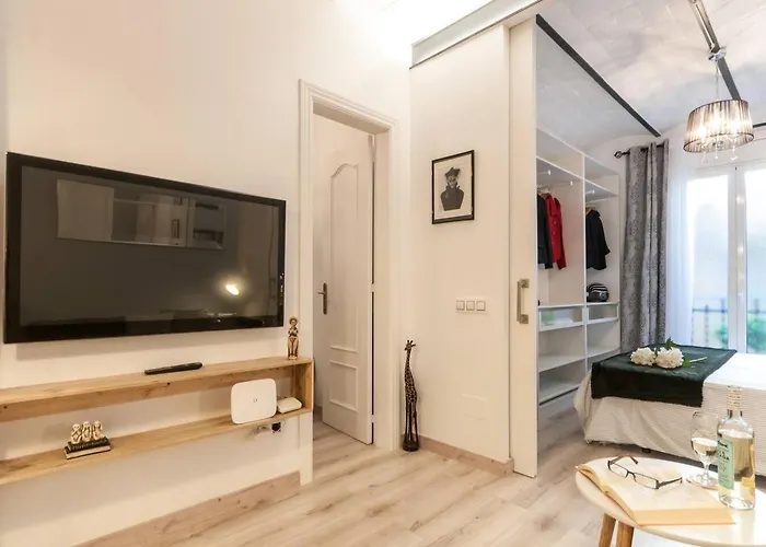 Quiet 2br For 3, Pets Welcomed * Βαρκελώνη